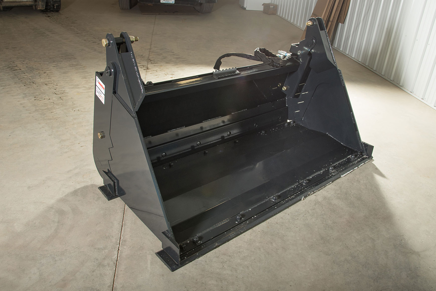 4 in 1 Bucket - by Jenkins Iron & Steel - Image 2