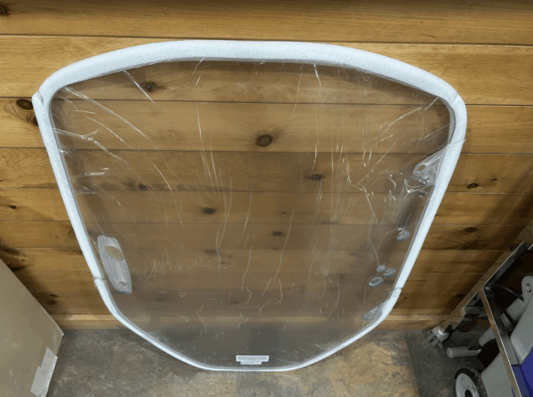 Caterpillar 200 Series Polycarbonate Windshield - Image 4